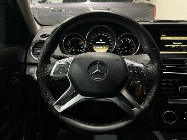 Mercedes-Benz C-Класс III (W204) Рестайлинг с пробегом 2011 года, цена 1 345 000 рублей, 253542 км, седан, Автокод Объявления