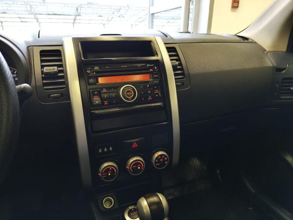 Nissan X-Trail II Рестайлинг с пробегом 2011 года, цена 1 235 000 рублей, 265000 км, внедорожник, Автокод Объявления
