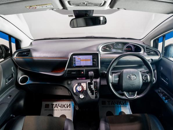 Toyota Sienta II Рестайлинг с пробегом 2019 года, цена 1 415 000 рублей, 100360 км, компактвэн, Автокод Объявления