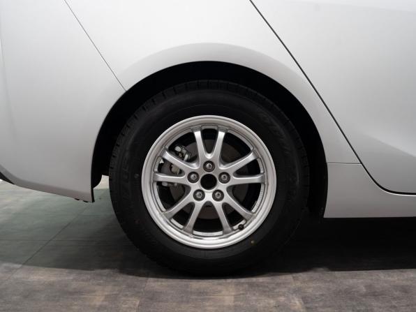 Toyota Prius IV Рестайлинг (XW50) с пробегом 2019 года, цена 1 850 000 рублей, 150500 км, лифтбек, Автокод Объявления