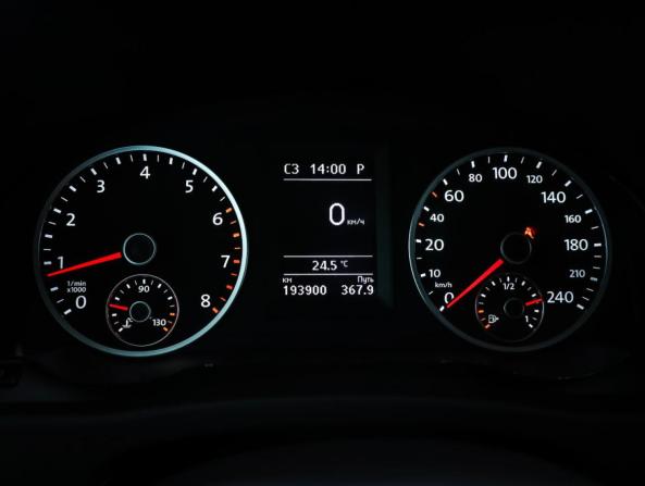 Volkswagen Tiguan I Рестайлинг с пробегом 2014 года, цена 1 196 000 рублей, 193900 км, внедорожник, Автокод Объявления