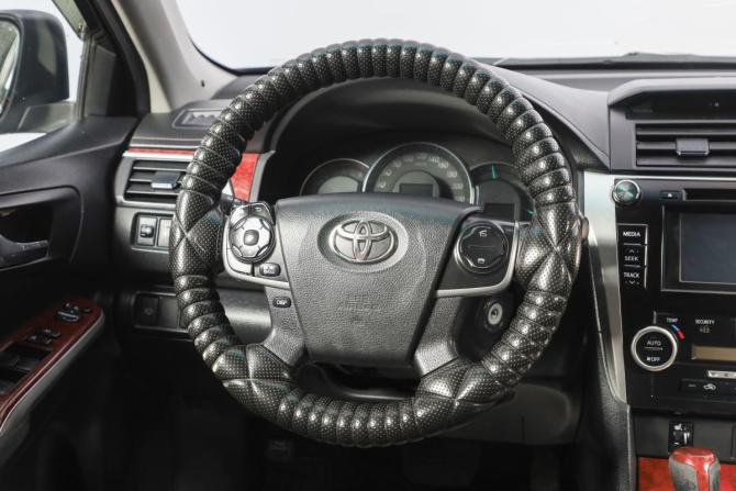 Toyota Camry VII (XV50) с пробегом 2013 года, цена 1 899 000 рублей, 280000 км, седан, Автокод Объявления