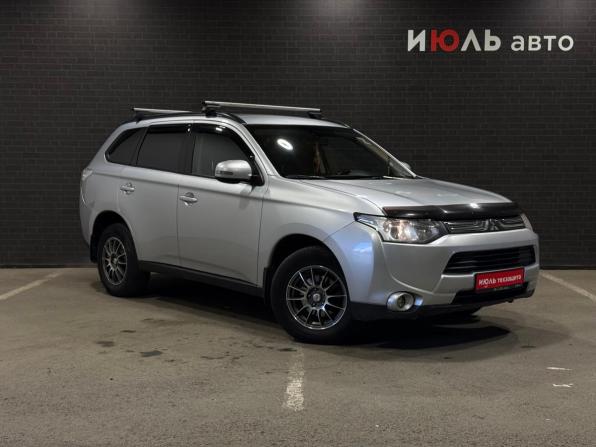 Mitsubishi Outlander III с пробегом 2013 года, цена 1 329 000 рублей, 248120 км, внедорожник, Автокод Объявления