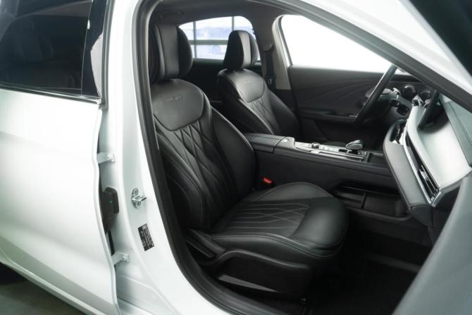 Chery Arrizo 8 с пробегом 2024 года, цена 2 150 000 рублей, 26467 км, седан, Автокод Объявления