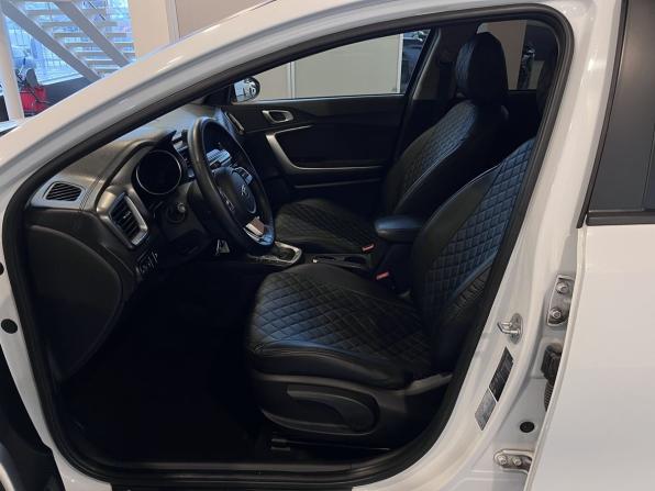 Kia Ceed III с пробегом 2019 года, цена 990 000 рублей, 174801 км, универсал, Автокод Объявления