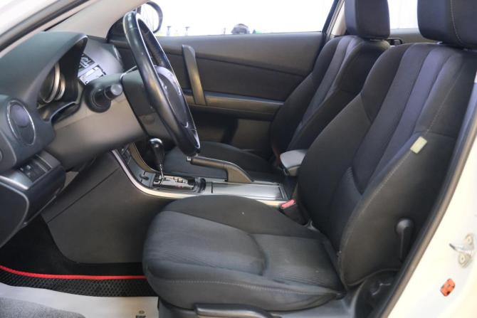 Mazda 6 II (GH) Рестайлинг с пробегом 2011 года, цена 899 000 рублей, 240000 км, седан, Автокод Объявления