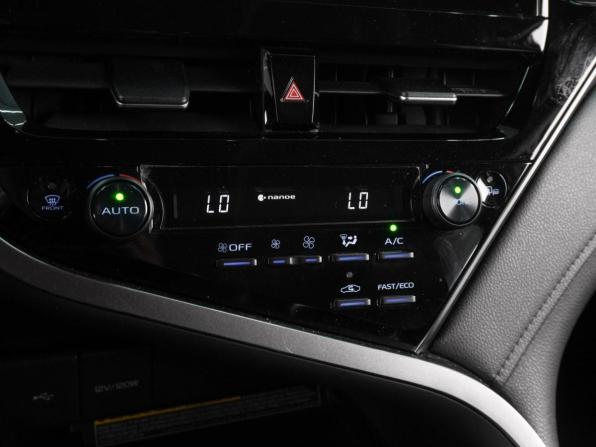 Toyota Camry VIII (XV70) Рестайлинг с пробегом 2021 года, цена 3 552 000 рублей, 90255 км, седан, Автокод Объявления
