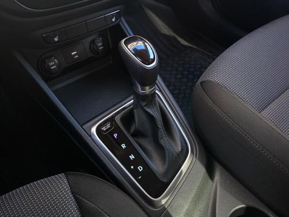 Hyundai Solaris II Рестайлинг с пробегом 2021 года, цена 1 589 000 рублей, 72981 км, седан, Автокод Объявления