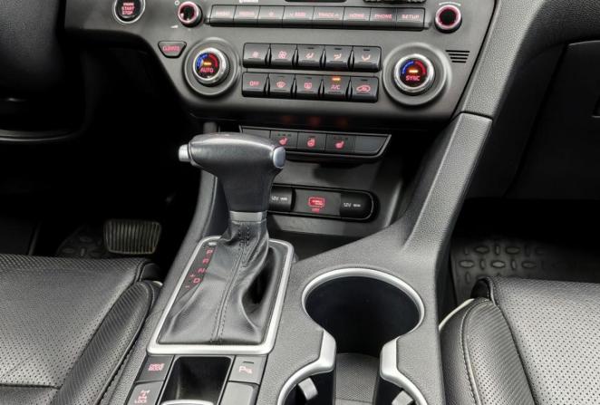 Kia Sportage IV Рестайлинг с пробегом 2018 года, цена 2 200 000 рублей, 99000 км, внедорожник, Автокод Объявления