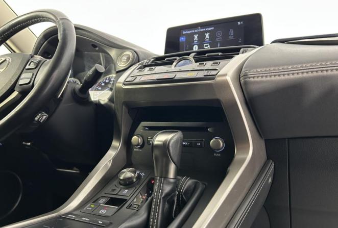 Lexus NX I Рестайлинг с пробегом 2018 года, цена 2 330 000 рублей, 232681 км, внедорожник, Автокод Объявления