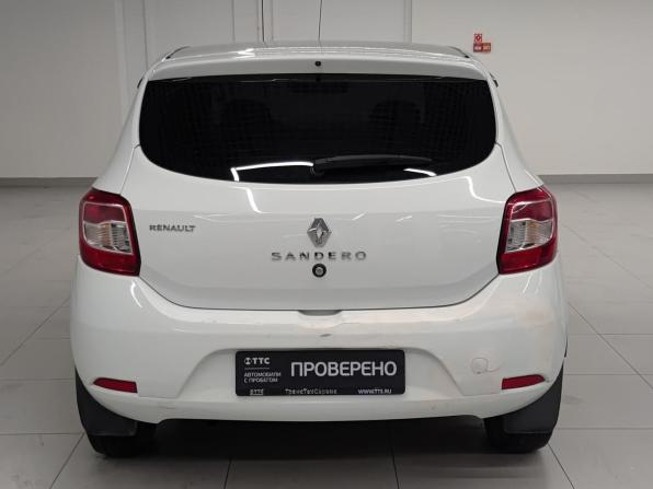 Renault Sandero II с пробегом 2017 года, цена 773 000 рублей, 245831 км, хэтчбек, Автокод Объявления