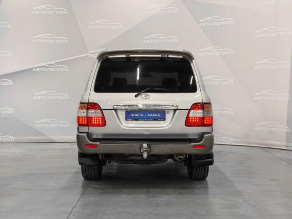 Toyota Land Cruiser 100 Series Рестайлинг 1 с пробегом 2004 года, цена 1 990 000 рублей, 323188 км, внедорожник, Автокод Объявления