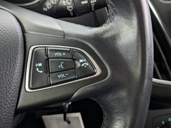 Ford Focus III Рестайлинг с пробегом 2018 года, цена 1 190 000 рублей, 89967 км, хэтчбек, Автокод Объявления