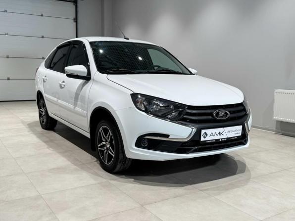 Lada (ВАЗ) Granta I Рестайлинг с пробегом 2023 года, цена 810 202 рубля, 49067 км, лифтбек, Автокод Объявления