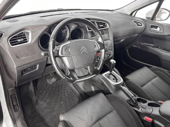 Citroen C4 II с пробегом 2011 года, цена 532 600 рублей, 98000 км, хэтчбек, Автокод Объявления