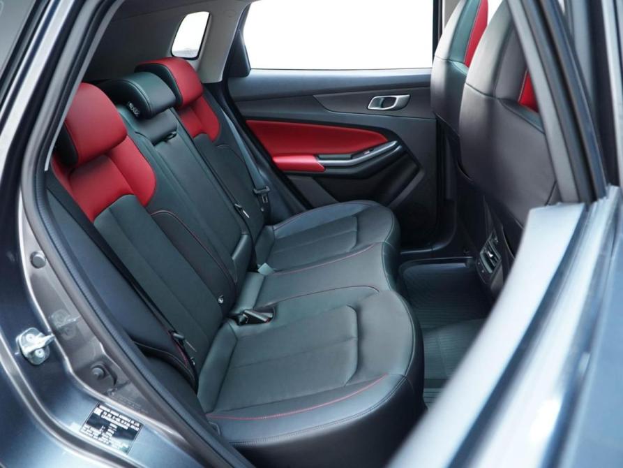Changan UNI-S (CS55 Plus) Москва  - изображение 7