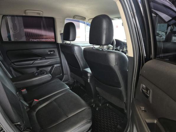 Mitsubishi Outlander III Рестайлинг с пробегом 2014 года, цена 1 479 000 рублей, 215262 км, внедорожник, Автокод Объявления