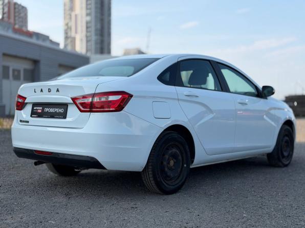 Lada (ВАЗ) Vesta I с пробегом 2018 года, цена 845 000 рублей, 134174 км, седан, Автокод Объявления