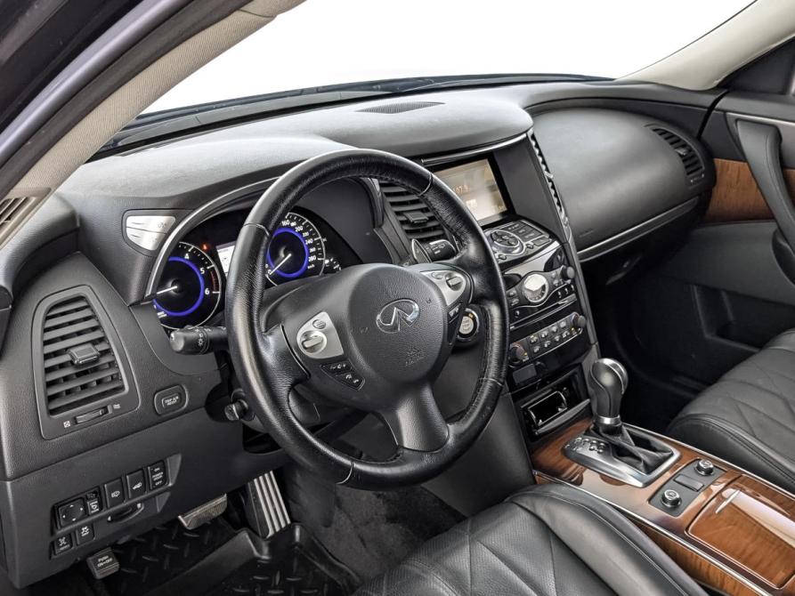 Infiniti QX70 Москва  - изображение 15