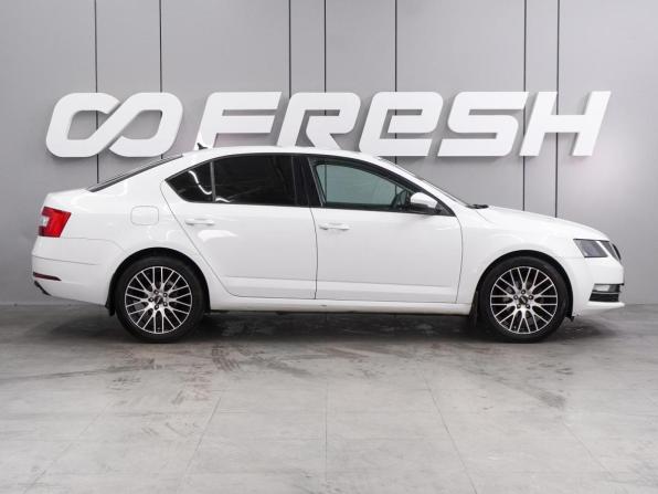 Skoda Octavia III (A7) с пробегом 2017 года, цена 1 589 000 рублей, 170296 км, лифтбек, Автокод Объявления