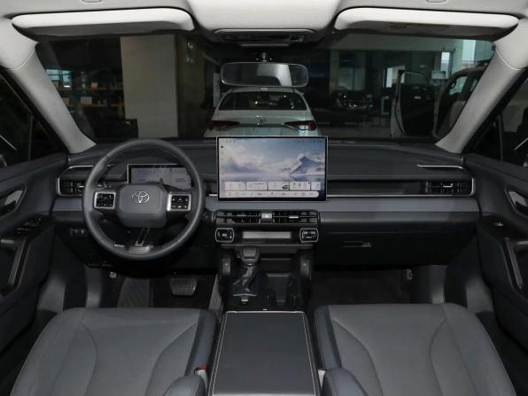 Новый Toyota RAV4 VI (XA60) 2026 года, цена 4 990 000 рублей, внедорожник, Автокод Объявления