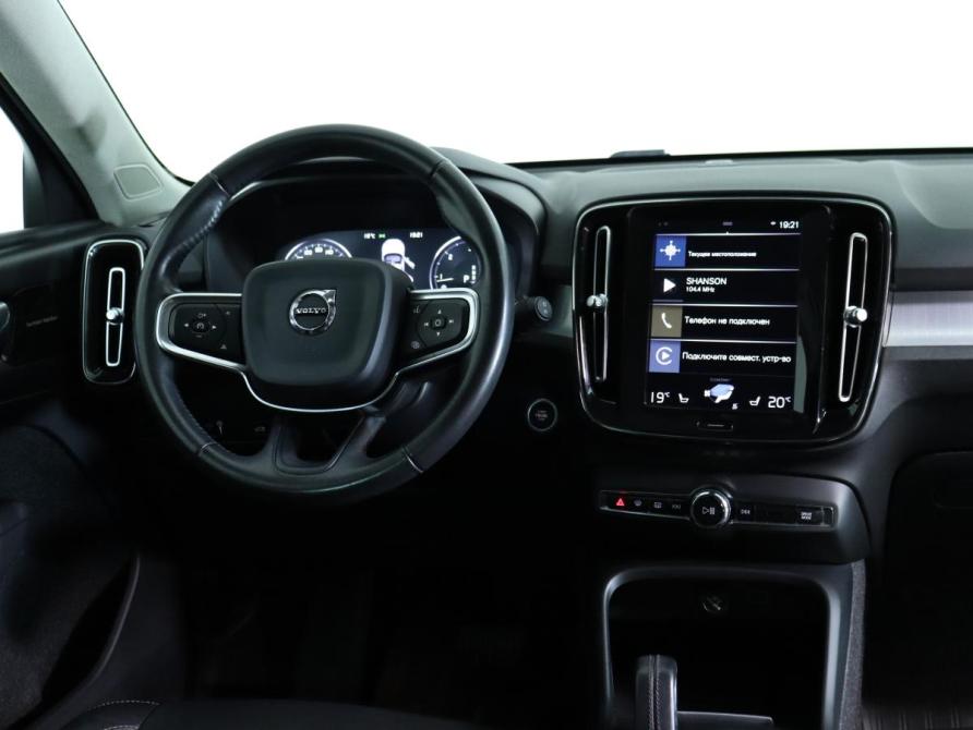 Volvo XC40 I Санкт-Петербург  - изображение 13