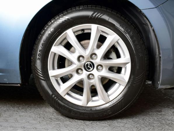 Mazda 3 III (BM) с пробегом 2014 года, цена 1 265 995 рублей, 139584 км, седан, Автокод Объявления