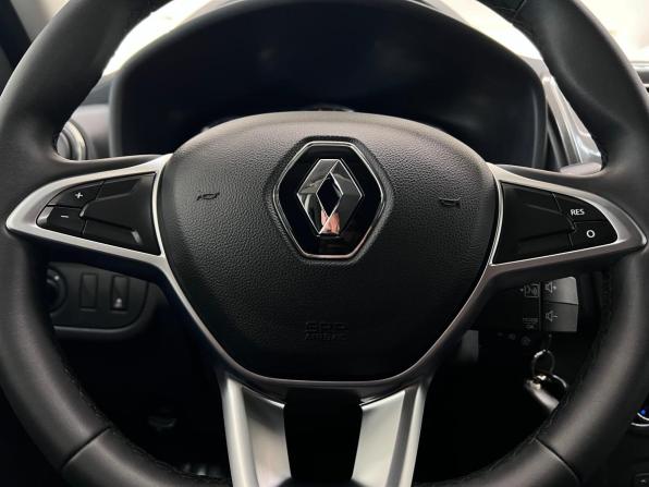 Renault Sandero II Рестайлинг с пробегом 2019 года, цена 1 230 000 рублей, 92000 км, хэтчбек, Автокод Объявления