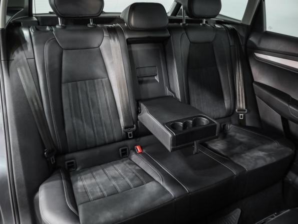Skoda Karoq I с пробегом 2020 года, цена 1 989 000 рублей, 152480 км, внедорожник, Автокод Объявления