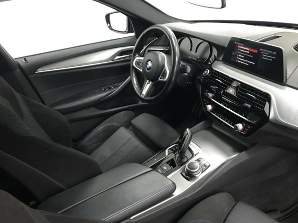 BMW 5 серии VII (G30/G31/G38) с пробегом 2019 года, цена 4 390 000 рублей, 71018 км, универсал, Автокод Объявления