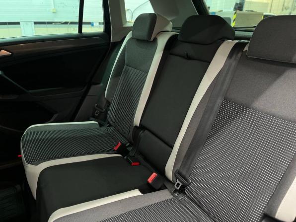 Volkswagen Tiguan II с пробегом 2019 года, цена 2 769 900 рублей, 91802 км, внедорожник, Автокод Объявления