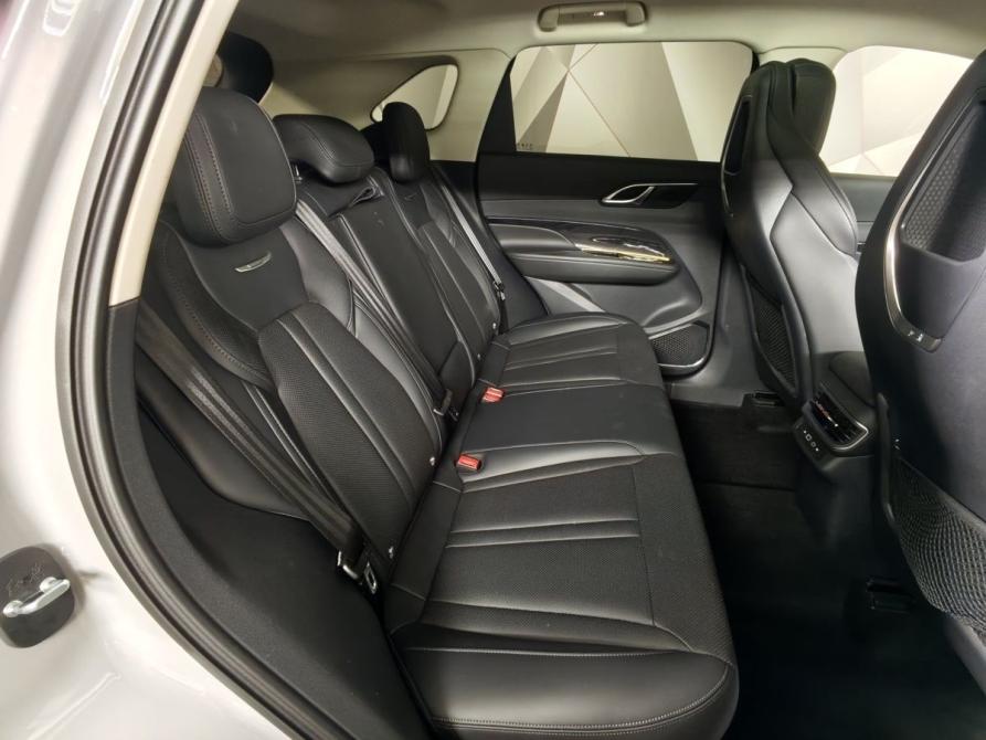 Hongqi HS3 Москва  - изображение 15