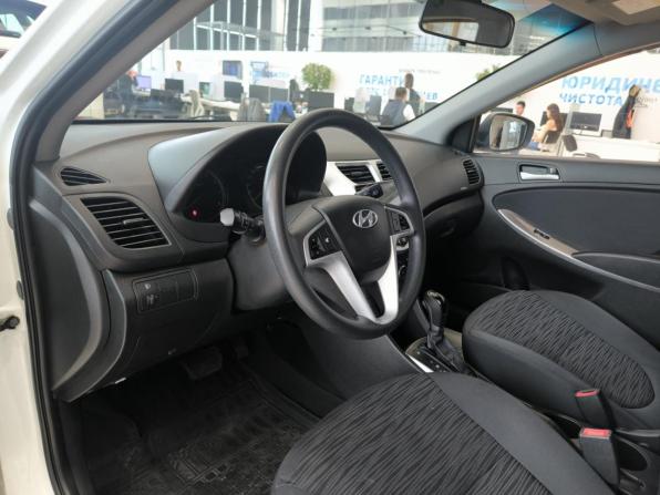 Hyundai Solaris I Рестайлинг с пробегом 2016 года, цена 1 020 000 рублей, 129500 км, хэтчбек, Автокод Объявления