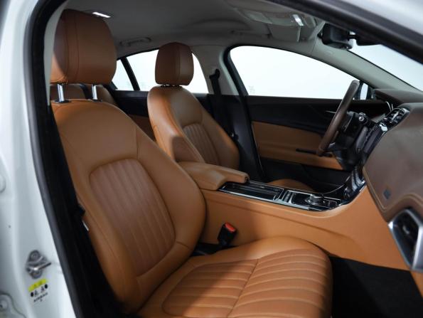 Jaguar XE I с пробегом 2018 года, цена 1 629 000 рублей, 225080 км, седан, Автокод Объявления