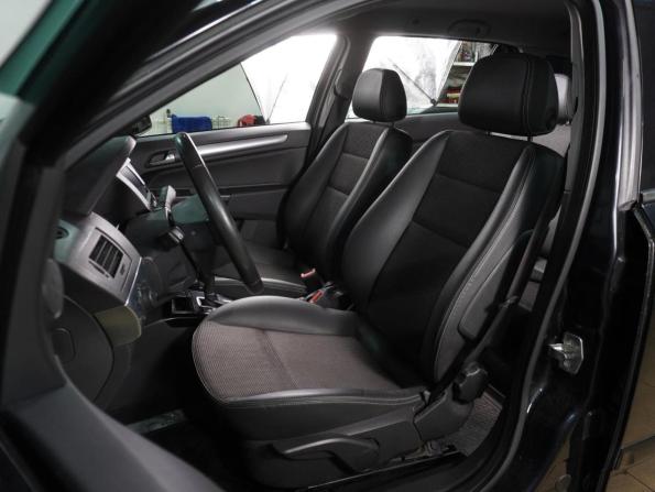 Opel Astra H Рестайлинг с пробегом 2014 года, цена 729 000 рублей, 160132 км, универсал, Автокод Объявления