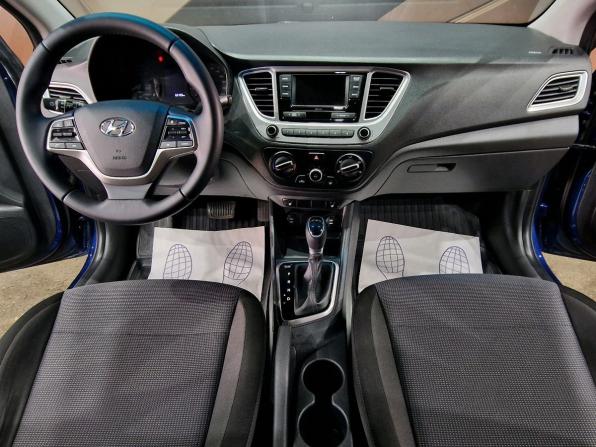 Hyundai Solaris II Рестайлинг с пробегом 2021 года, цена 1 650 000 рублей, 63192 км, седан, Автокод Объявления