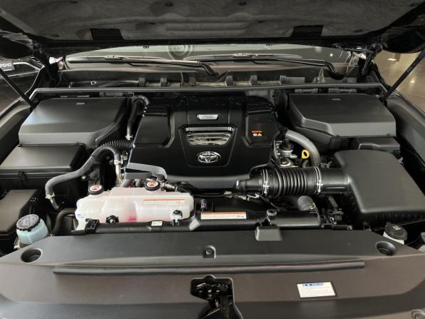 Toyota Land Cruiser 300 Series с пробегом 2025 года, цена 16 132 000 рублей, 21 км, внедорожник, Автокод Объявления