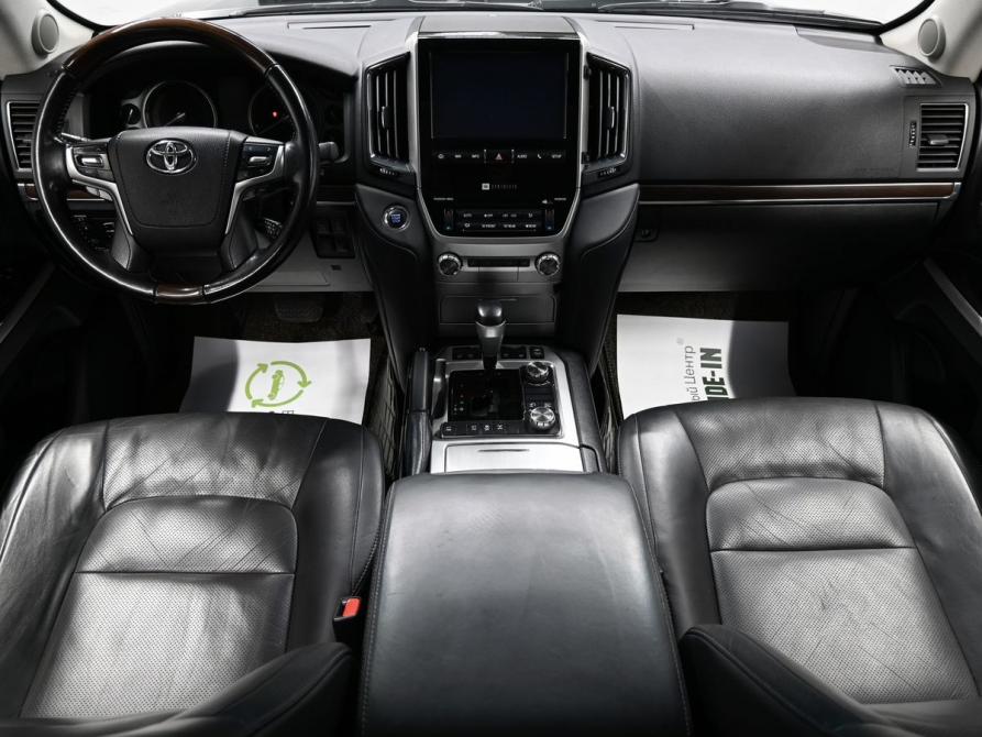 Toyota Land Cruiser 200 Series Рестайлинг 2 Тверь  - изображение 12