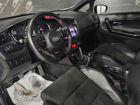 Kia Ceed GT I Рестайлинг с пробегом 2017 года, цена 1 555 000 рублей, 160600 км, хэтчбек, Автокод Объявления