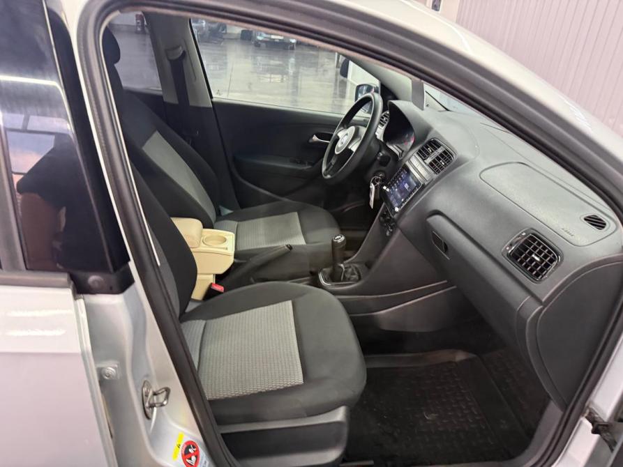 Volkswagen Polo V Краснодар  - изображение 15