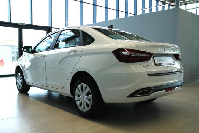 Lada (ВАЗ) Vesta I Рестайлинг (NG) с пробегом 2024 года, цена 1 299 000 рублей, 21000 км, седан, Автокод Объявления