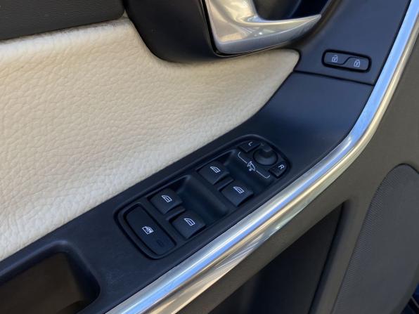 Volvo XC60 I с пробегом 2012 года, цена 1 699 000 рублей, 197593 км, внедорожник, Автокод Объявления