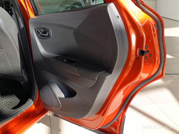 Renault Kaptur I с пробегом 2018 года, цена 1 550 000 рублей, 58603 км, внедорожник, Автокод Объявления