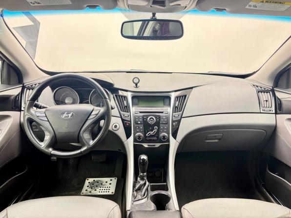 Hyundai Sonata VI (YF) с пробегом 2010 года, цена 1 149 000 рублей, 175537 км, седан, Автокод Объявления