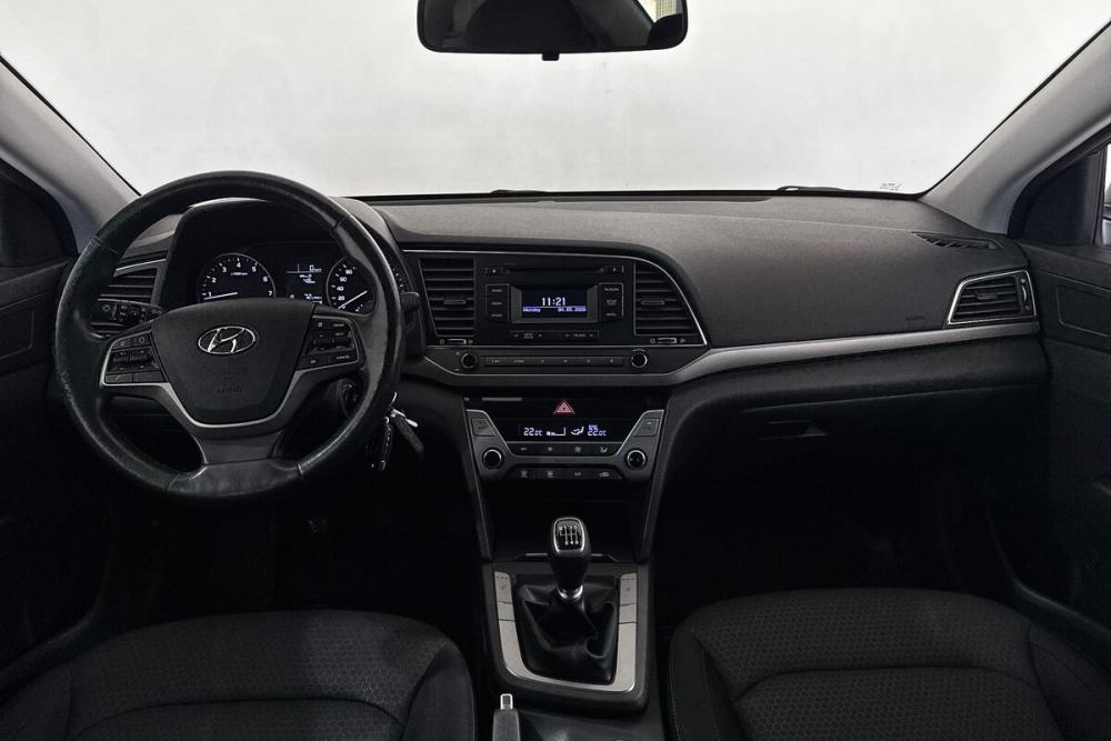 Hyundai Elantra VI (AD) Москва  - изображение 5