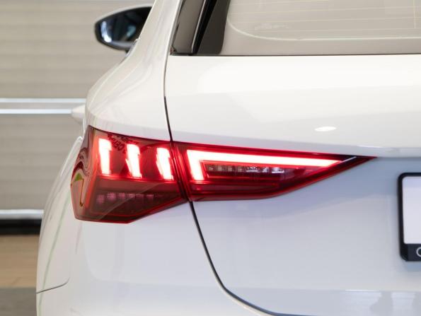 Audi A3 IV (8Y) с пробегом 2021 года, цена 2 750 000 рублей, 52500 км, хэтчбек, Автокод Объявления