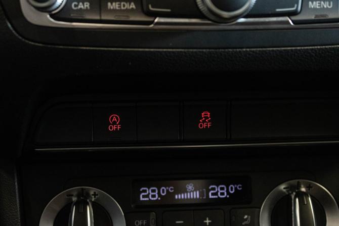 Audi Q3 I (8U) с пробегом 2013 года, цена 1 080 000 рублей, 284152 км, внедорожник, Автокод Объявления