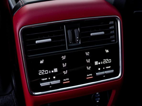 Porsche Cayenne III с пробегом 2021 года, цена 14 175 000 рублей, 24252 км, внедорожник, Автокод Объявления