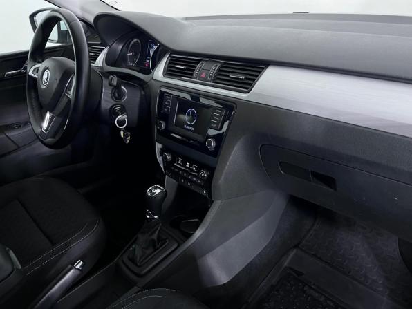 Skoda Rapid I с пробегом 2016 года, цена 1 250 000 рублей, 123375 км, лифтбек, Автокод Объявления