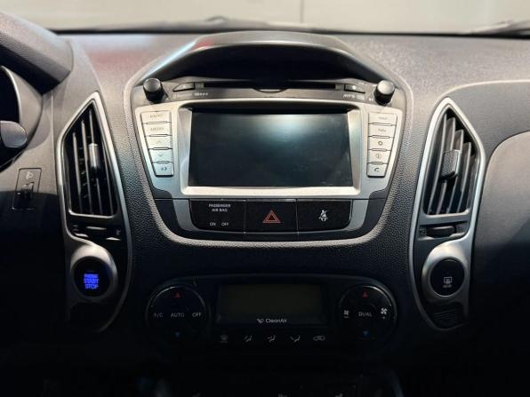 Hyundai ix35 I с пробегом 2011 года, цена 1 295 000 рублей, 213000 км, внедорожник, Автокод Объявления